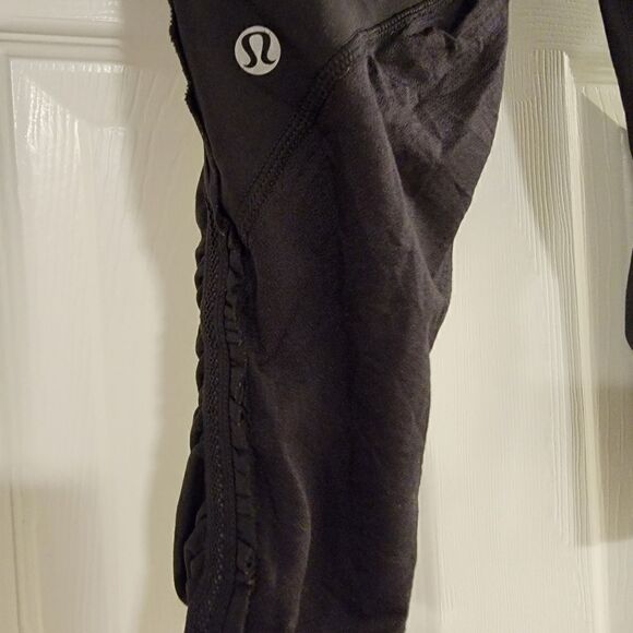 Lululemon Run For Your Life Crop Mesh Legging Size 6 - Picture 12 of 13